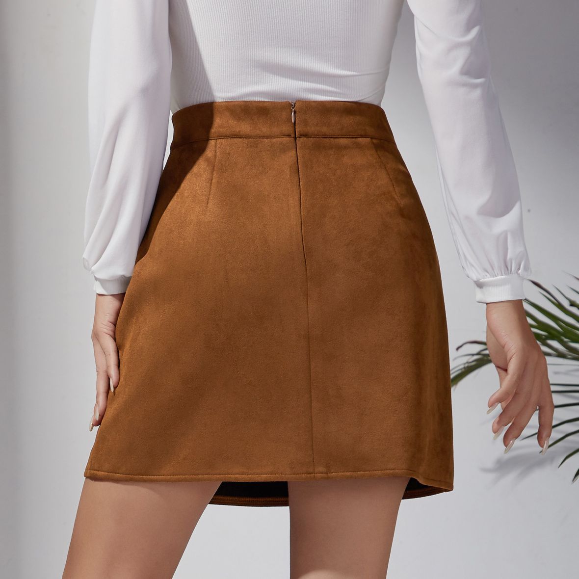 High Waist Metal Buckle Skirt